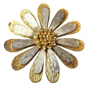 Vtg 1960s Mod Textured 2 Tone Daisy Flowered  Pin Brooch